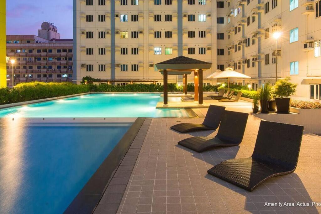 Huge A2J Executive Luxury 1Br Suite Near Abs Cbn, Gma Manila Exterior foto