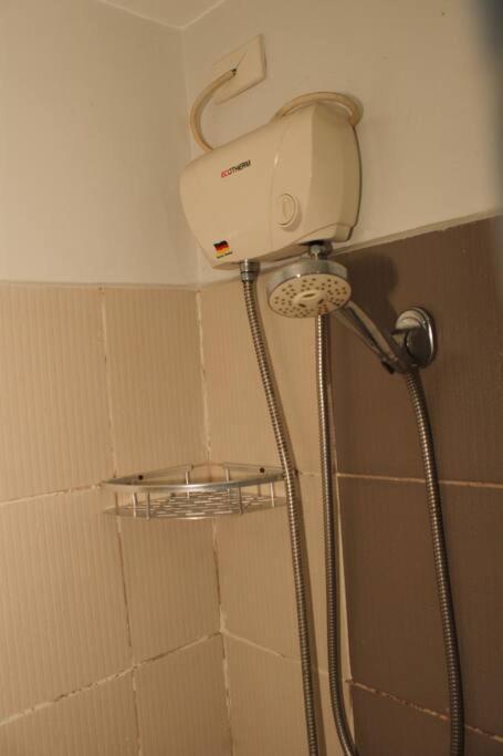 Huge A2J Executive Luxury 1Br Suite Near Abs Cbn, Gma Manila Exterior foto
