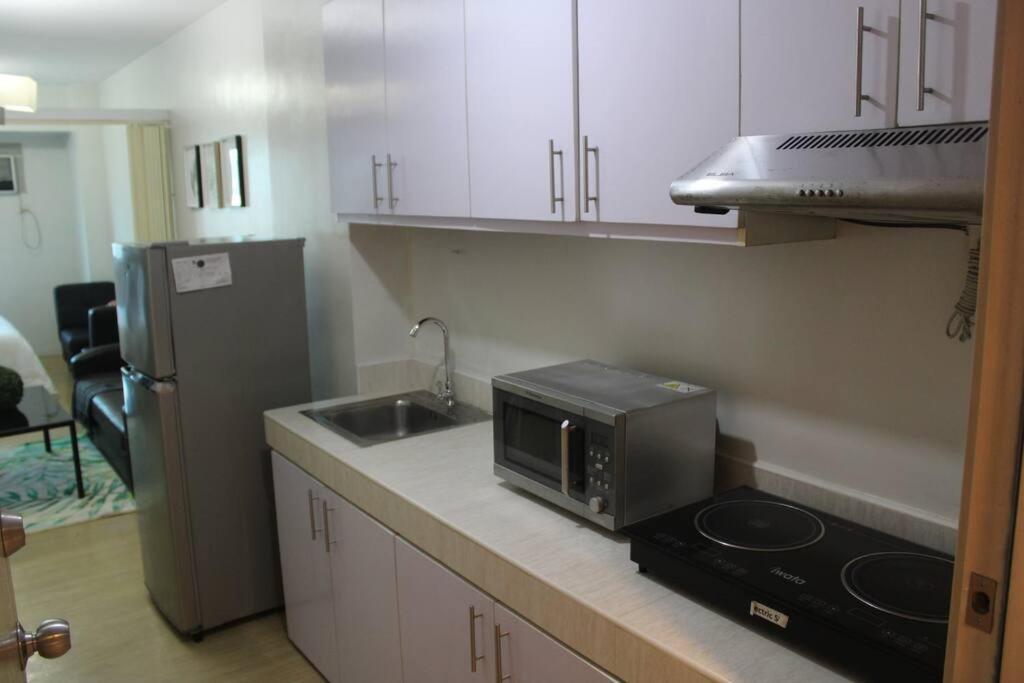 Huge A2J Executive Luxury 1Br Suite Near Abs Cbn, Gma Manila Exterior foto